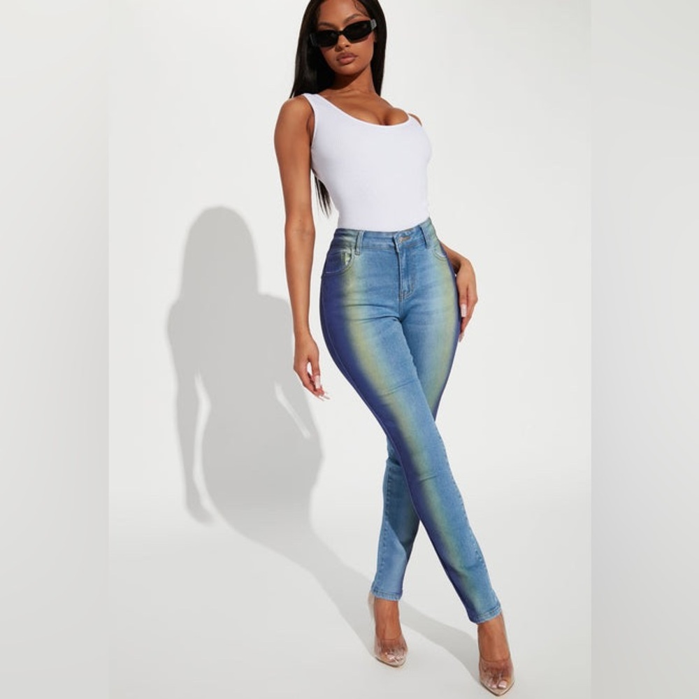 NWOT VBRT Vibrant Ombré Skinny Jeans Women’s Size 5